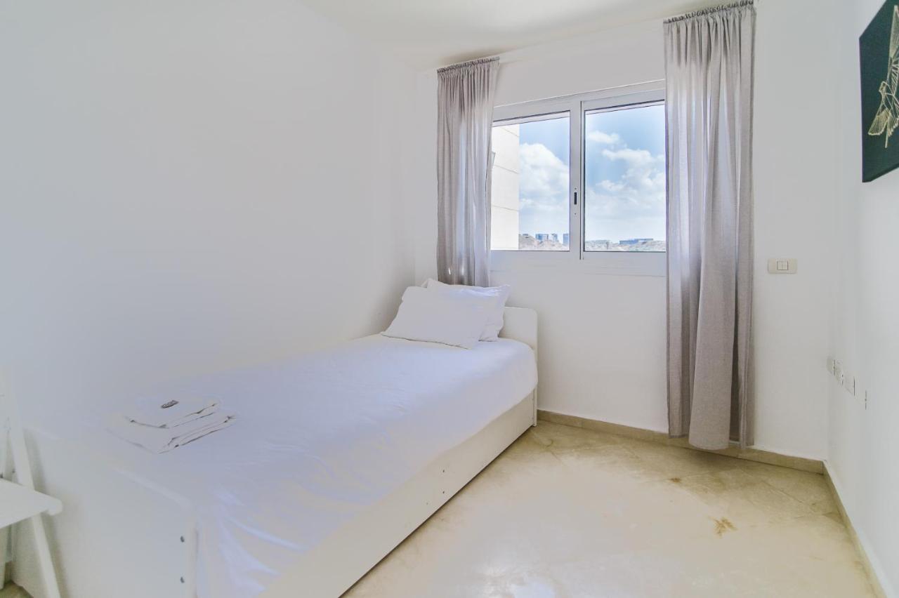 Marina Apartments By Olala Homes Herzliya Экстерьер фото
